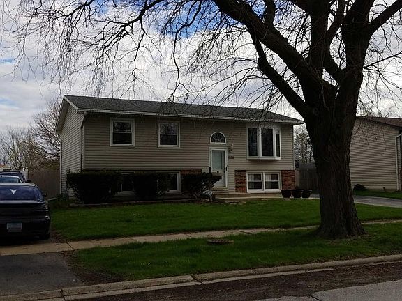 2nd image of 3609 Glynwood Ln