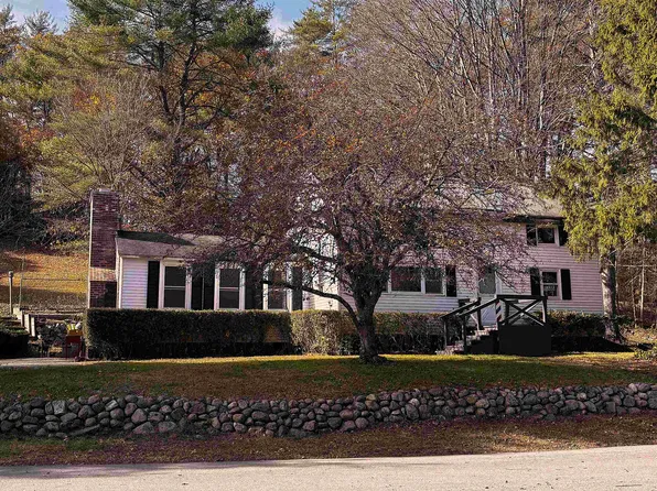 976 Old Westport Road, Winchester, NH 03470