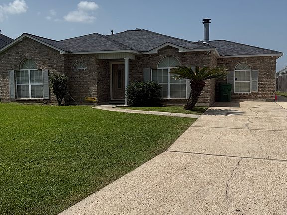 2nd image of 605 Governors Cir