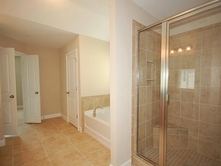 235 Haney Rd — Photo 21