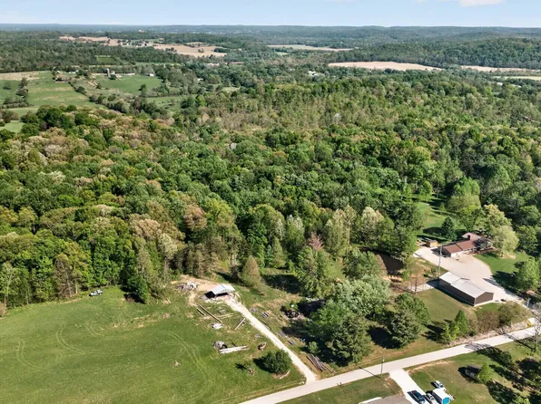 592 Dillman Rd, Williams, IN 47470