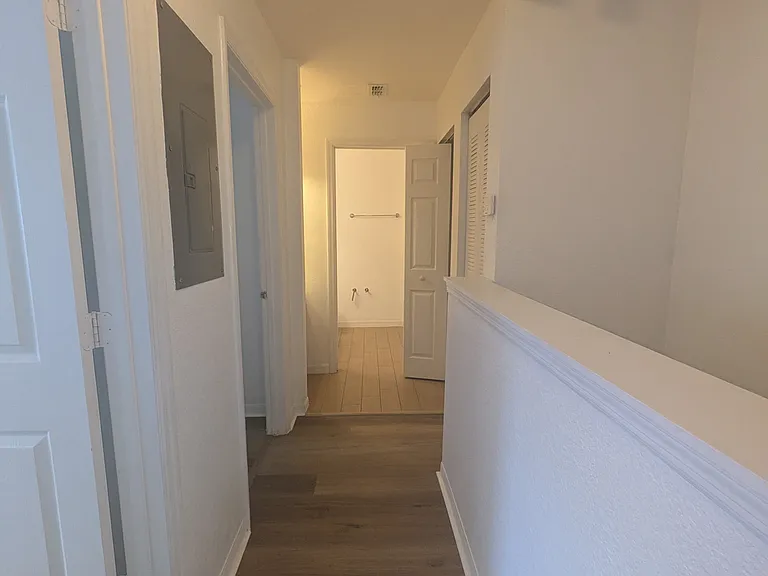 4015 Venetian Bay Dr #103 — Photo 11