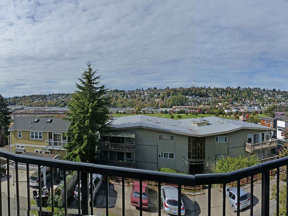 View from the deck from Elliott Bay to the Ship Canal