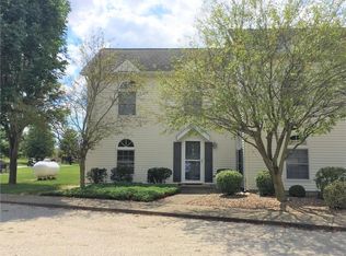 194 Beyers Lake Est, Pana, IL 62557