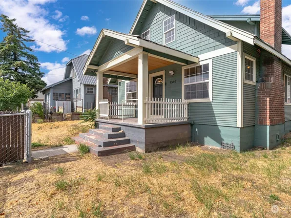 1380 S Wenatchee Avenue, Wenatchee, WA 98801