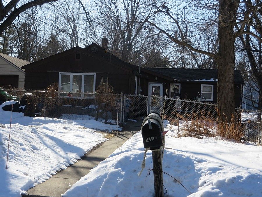 1st image of 324 5th St S