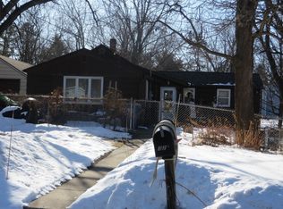 324 5th St S, Sauk Rapids, MN 56379