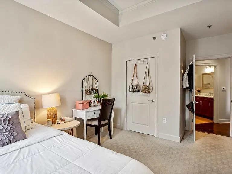 325 E Paces Ferry Rd NE #1410 — Photo 10