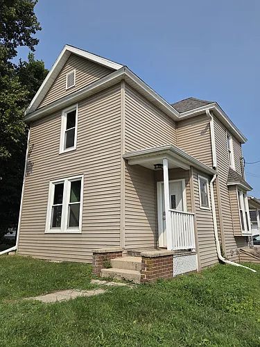 255 N 3rd St Photo 1