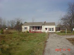 22870 Gratiot Rd, Merrill, MI 48637