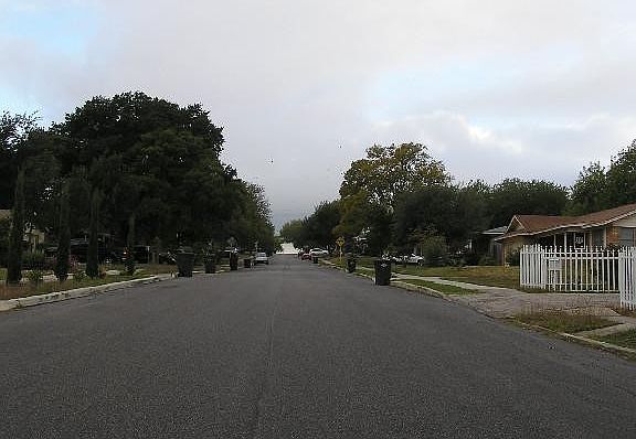 5th image of 607 Stockton Dr