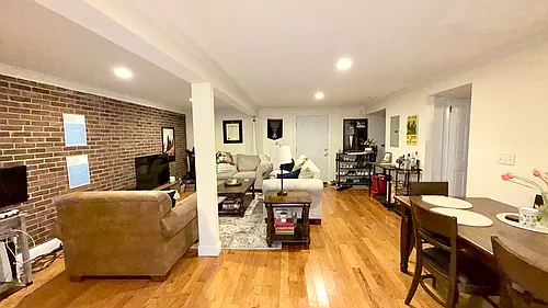 8 Kenwood St #B Photo 1 8 Kenwood St #B Photo 1
