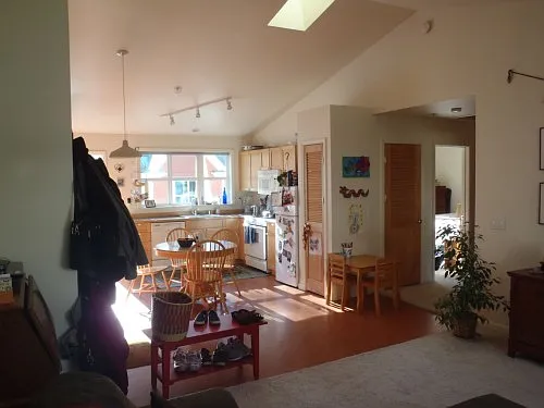 605 Redbud Way photo 1