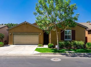 2386 Chardonnay Pl, Hanford, CA 93230