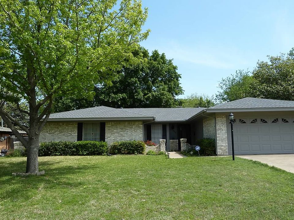 1st image of 6525 Winifred Dr