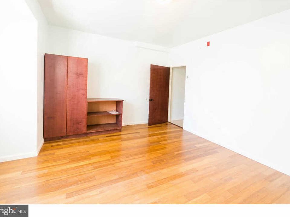1st image of 1926 S 7th St APT 3
