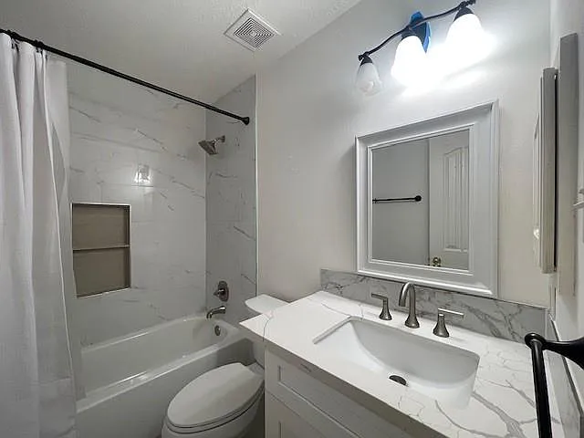 8519 Babbling Brook Ct — Photo 34