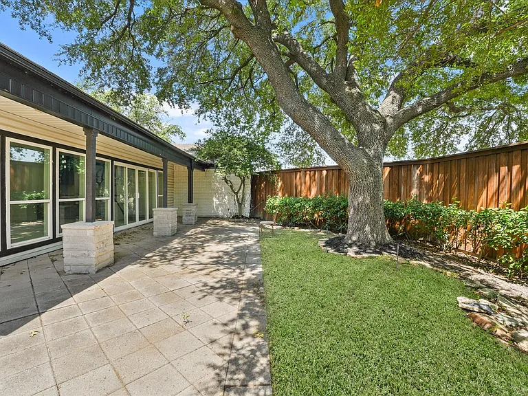 7103 Blythdale Dr — Photo 34