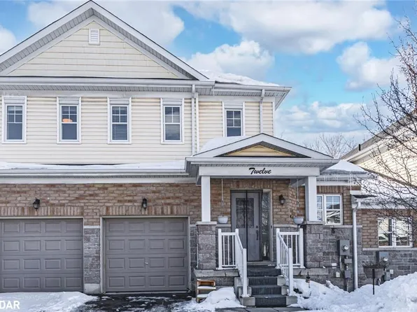 12 Peartree Ct, Barrie, ON L4N 6N7