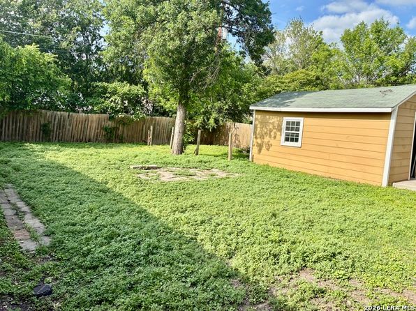 1535 W Hermosa Dr