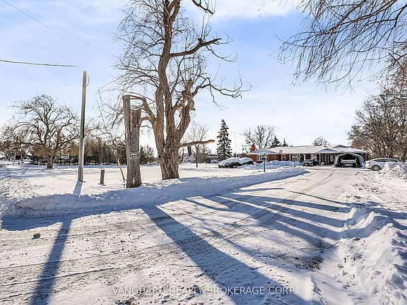 3rd image of 8070 Hornby Rd