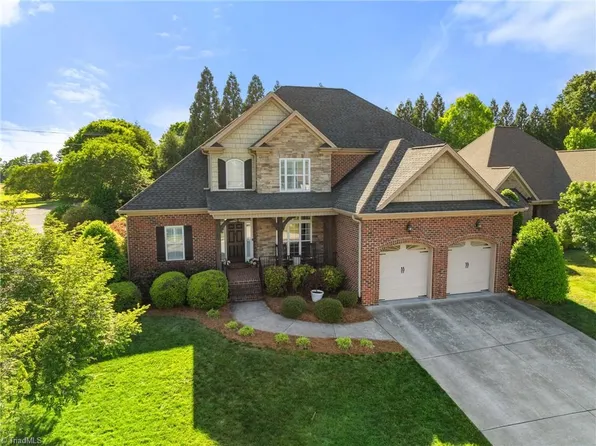 4391 Barrington Oaks Ct, Clemmons, NC 27012