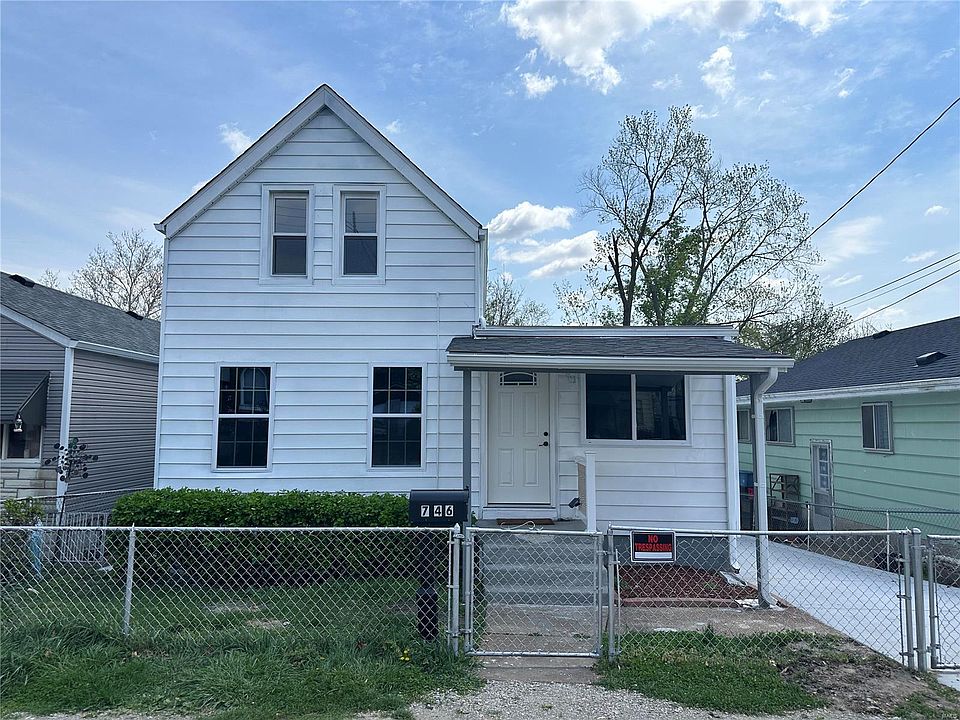 1st image of 746 Regina Ave