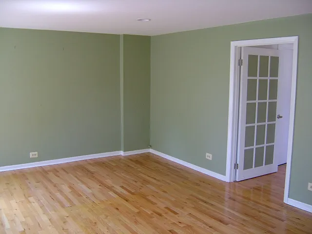 2744 N Bosworth Ave #3 — Photo 4