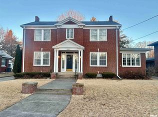 1693 N Cherry St, Galesburg, IL 61401