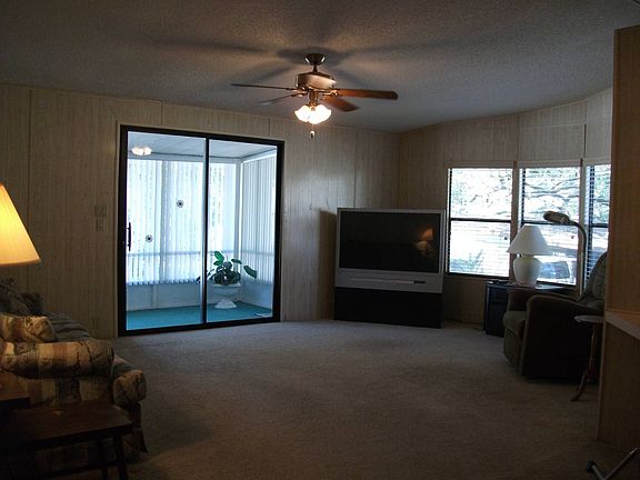 4th image of 112 Live Oak Dr #240