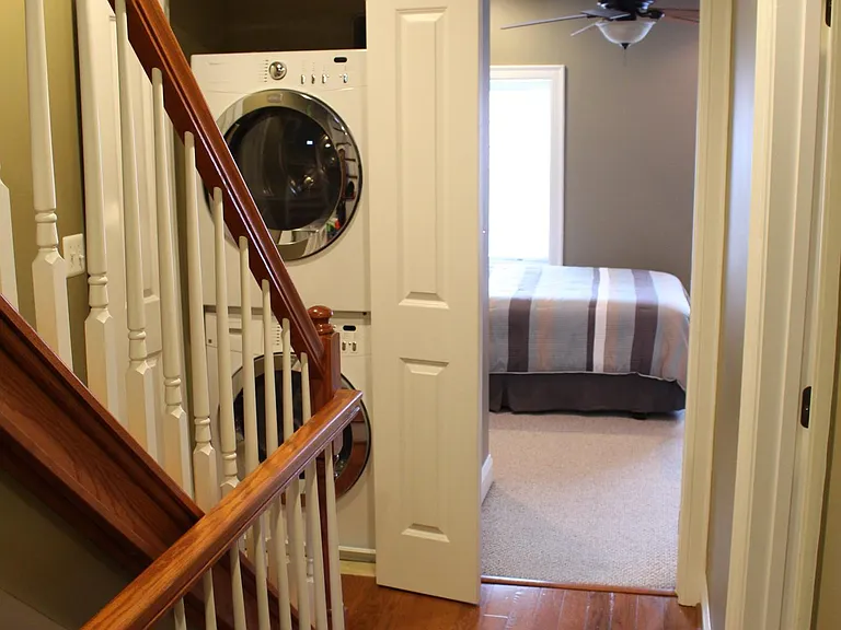 1433 Hull St — Photo 15