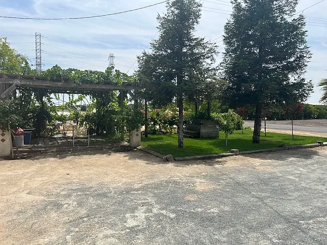 17174 Indianola Ave — Photo 3