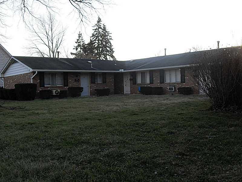 1st image of 219 N Main St