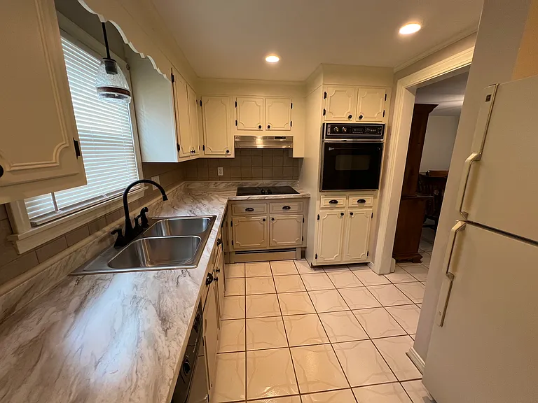 58 Saint Joseph Ave #1 — Photo 5