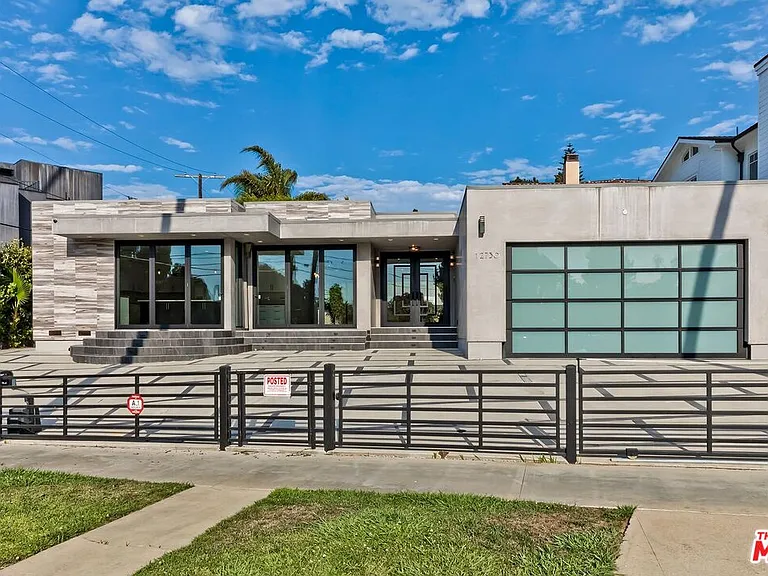 12730 Montana Ave — Photo 1