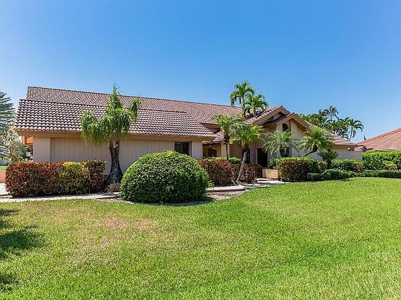 3rd image of 8380 Glenfinnan Cir