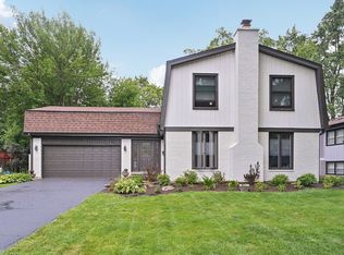 1633 Redpoll Ct, Naperville, IL 60565