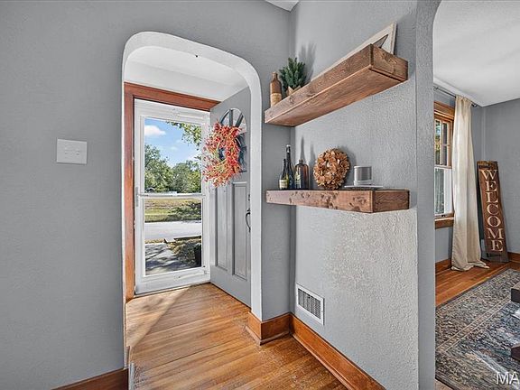 5th image of 1391 Fairfax St
