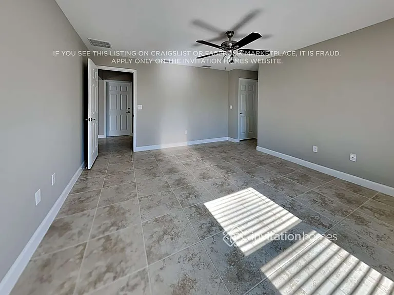 1030 Elmont St NW — Photo 8