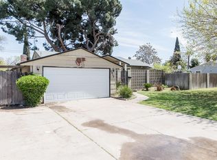 2610 N Dearing Ave, Fresno, CA 93703