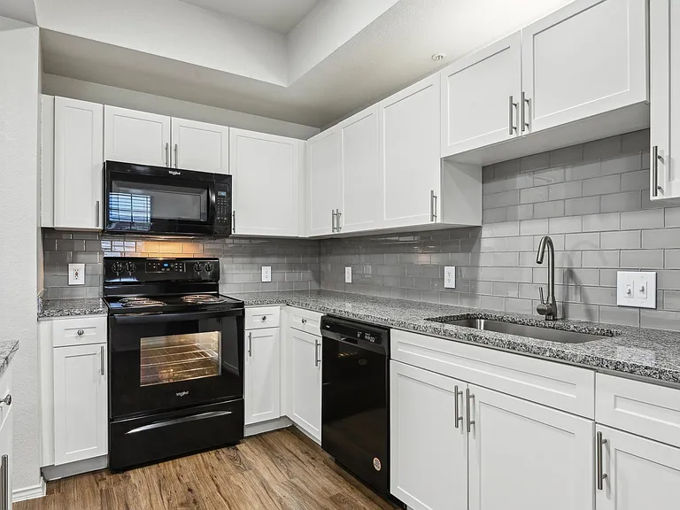 La Ventura Apartments, Plano, Texas