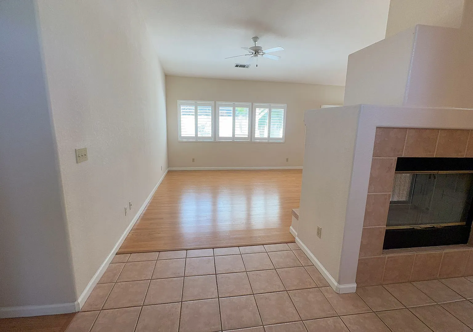 Beautiful 3-bedroom in the desirable town of Oakdale! — Photo 3