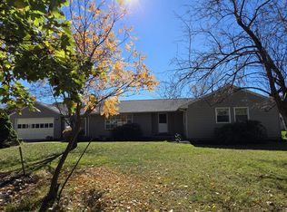 24 Elm St, Franklin, MA 02038