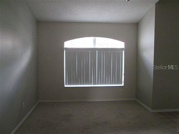 3rd image of 308 Caloosa Woods Ln