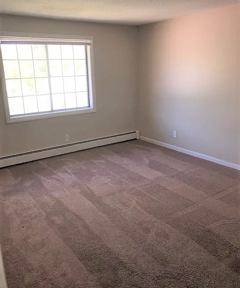 Yarmouth Pointe Apartment Homes — Photo 25