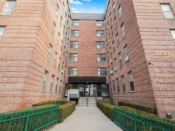 2250 Brigham St APT 2E, Brooklyn, NY 11229