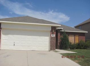 2101 Beacon Way, Fort Worth, TX 76140