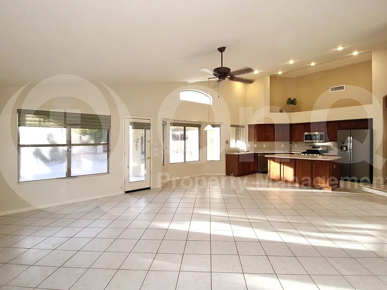 2370 S Granite St — Photo 8