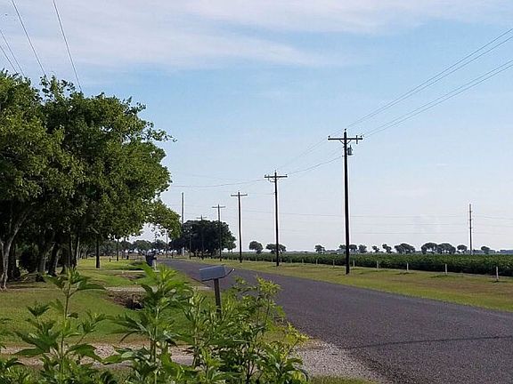3rd image of 3771 County Road 106