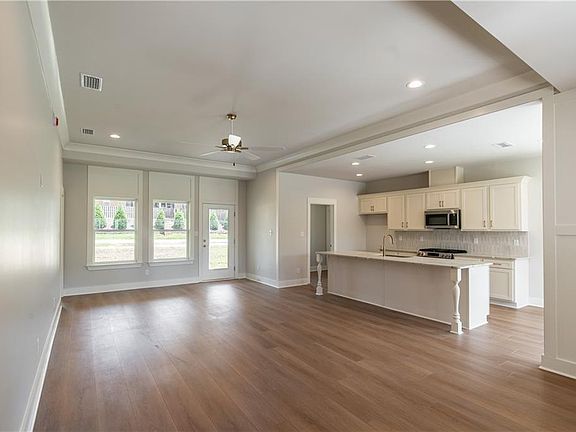 5th image of 10088 Sable Ridge Dr